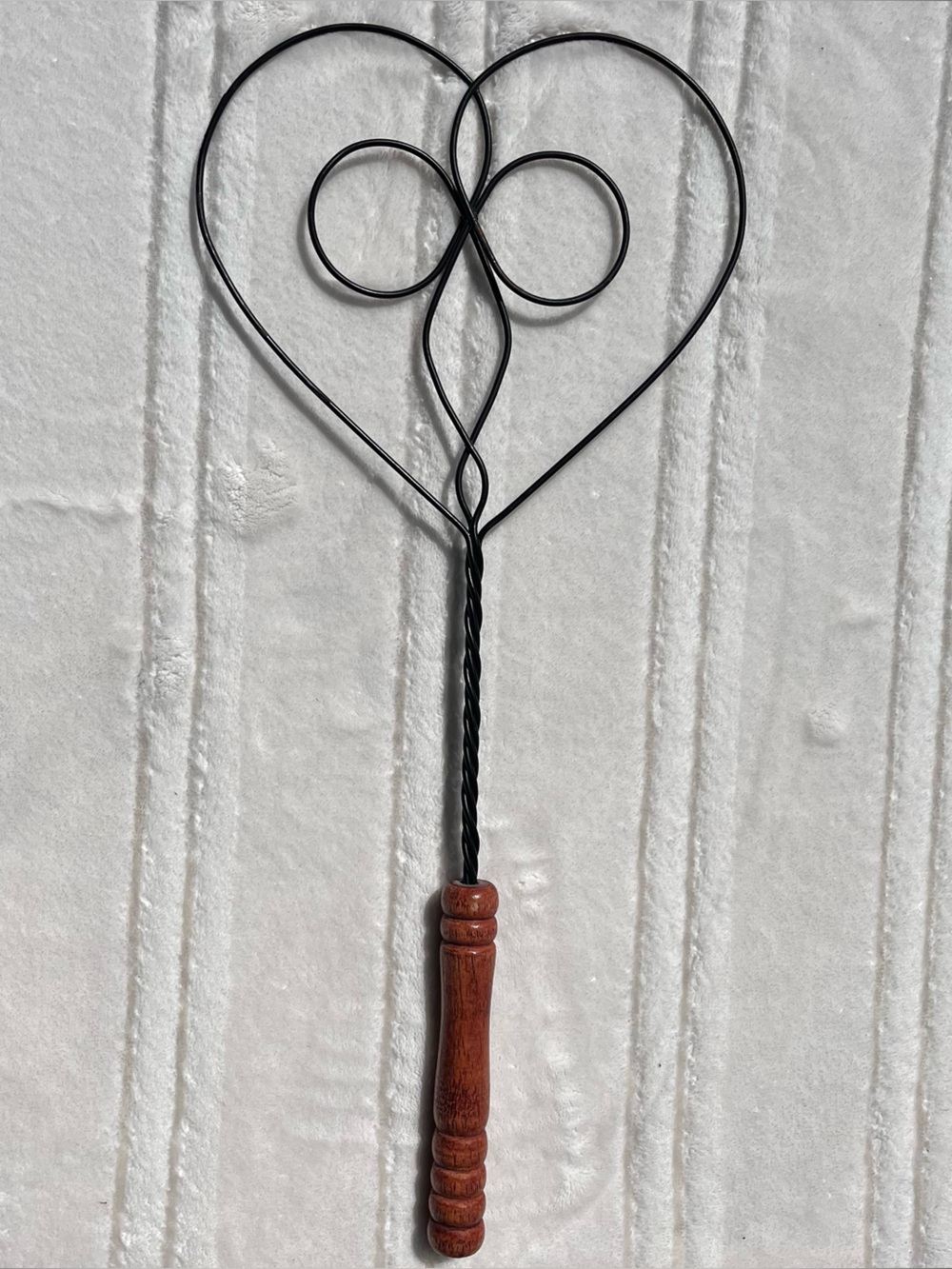 Vintage Heart Shaped Wire Rug Beater With Wood Handle